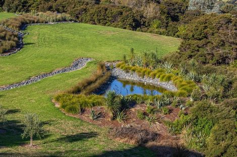 Photo of property in 220 Whitmore Road, Tawharanui Peninsula, Warkworth, 0986