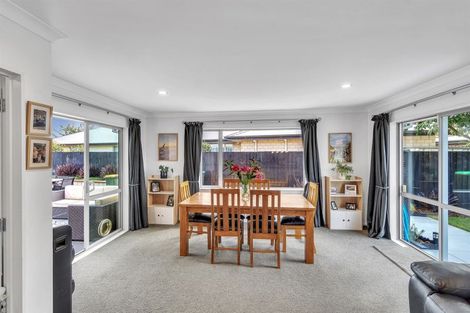 Photo of property in 11 Goldie Place, Rolleston, 7614