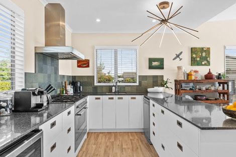 Photo of property in 15a Esther Street, Martinborough, 5711