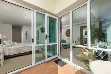 Photo of property in 12 Maunganui Road, Mount Maunganui, 3116