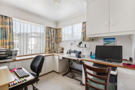 Photo of property in 1 Jay Street, Paparangi, Wellington, 6037