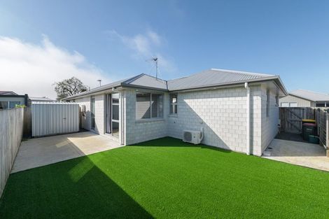 Photo of property in 32u3 Forsyth Street, Saint Andrews, Hamilton, 3200