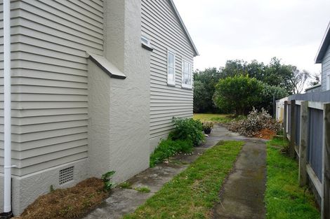 Photo of property in 24 Riemenschneider Street, Manaia, 4612