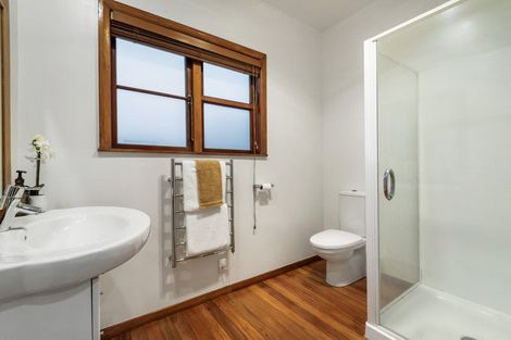 Photo of property in 7 Nelson Avenue, Northcote Point, Auckland, 0627