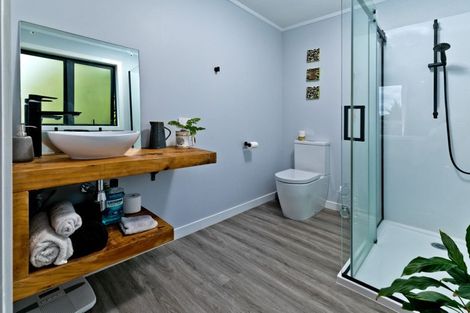 Photo of property in 125 Solar Road, Glen Eden, Auckland, 0602