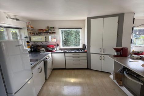 Photo of property in 120a Fairview Avenue, Fairview Heights, Auckland, 0632