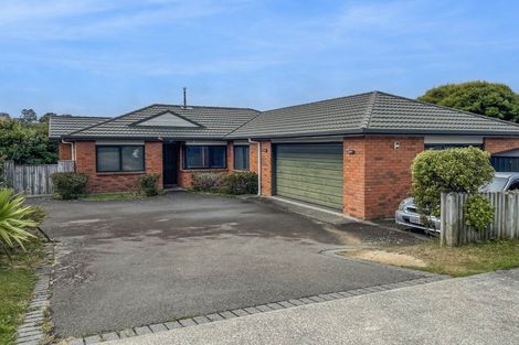 Photo of property in 5 Catlins Glen, Aotea, Porirua, 5024