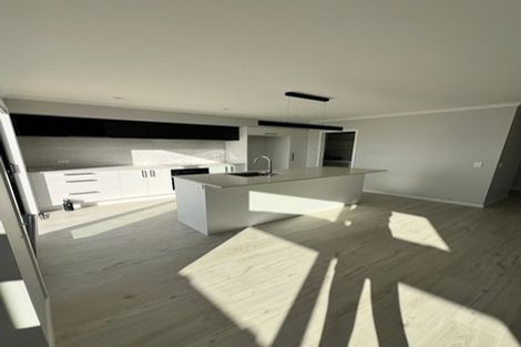 Photo of property in 6 Atutahi Lane, Papamoa Beach, 3118
