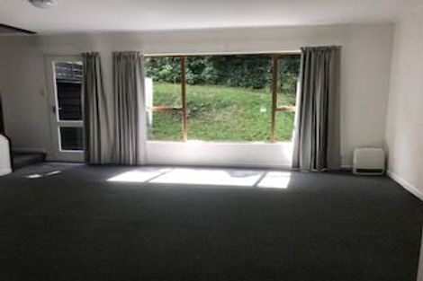 Photo of property in 95a Churton Drive, Churton Park, Wellington, 6037