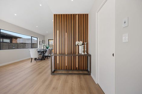 Photo of property in 15 Kakano Street, Clevedon, 2582