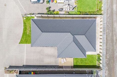 Photo of property in 10 Rehua Place, Waiwhakaiho, New Plymouth, 4312