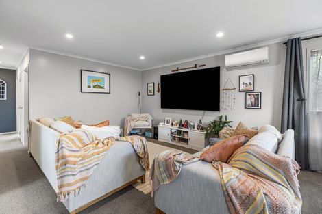 Photo of property in 3a Stirling Grove, Greerton, Tauranga, 3112