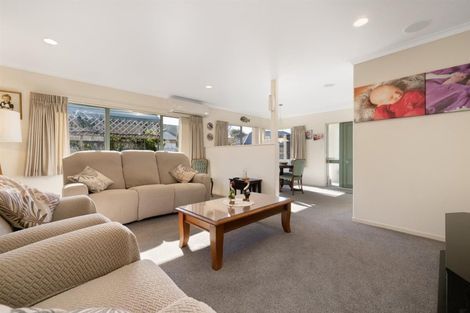 Photo of property in 81 Romana Crescent, Papamoa Beach, Papamoa, 3118