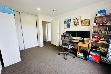 Photo of property in 10 Huke Lane, Takanini, 2112