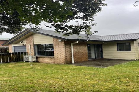Photo of property in 2/51a Browns Road, Manurewa, Auckland, 2102