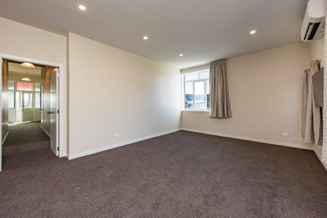 Photo of property in 35 Hankey Street, Mount Cook, Wellington, 6011