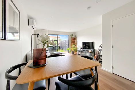 Photo of property in 5/85 Selo Street, Glen Eden, Auckland, 0602