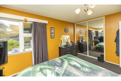 Photo of property in 11 Masham Road, Broomfield, Christchurch, 8042