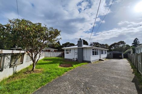 Photo of property in 11 Coletta Lane, Te Atatu South, Auckland, 0610