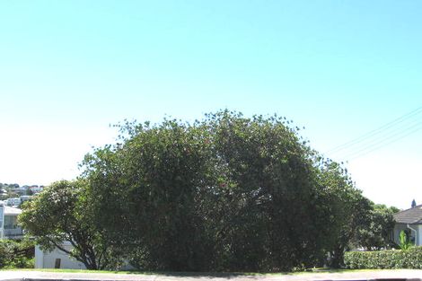 Photo of property in 2/45 East Coast Road, Milford, Auckland, 0620