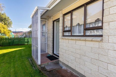 Photo of property in 28b Pollen Street, Woodville, 4920