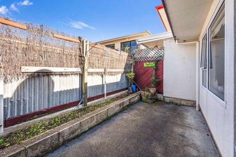 Photo of property in 477 Marine Parade, Napier South, Napier, 4110