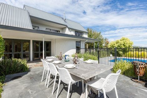 Photo of property in 4 Tauroa Valley, Havelock North, 4130