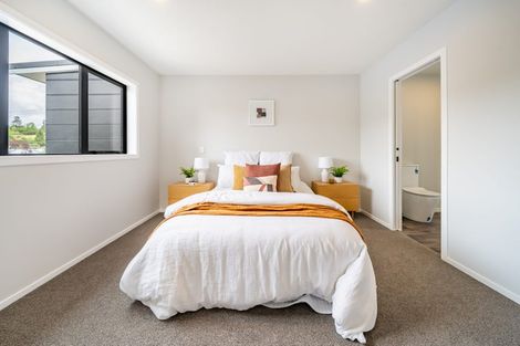 Photo of property in 42b Moeraki Road, Maoribank, Upper Hutt, 5018