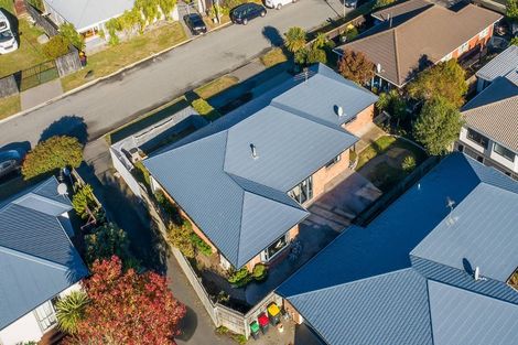 Photo of property in 2 Kirsten Place, Parklands, Christchurch, 8083