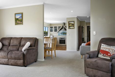 Photo of property in 23 Whetu Place, Nukuhau, Taupo, 3330