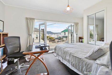 Photo of property in Mcfarlane Mews, 2u2 Mcfarlane Street, Mount Victoria, Wellington, 6011