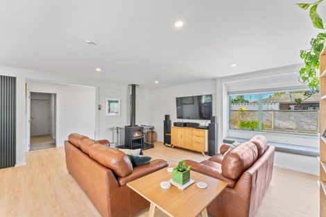 Photo of property in 39 Stanley Street, Wharewaka, Taupo, 3330