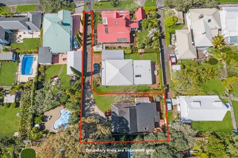 Photo of property in 31b William Bond Street, Stanley Point, Auckland, 0624
