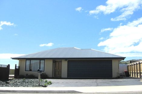 Photo of property in 6 Liverpool Terrace, Stoke, Nelson, 7011