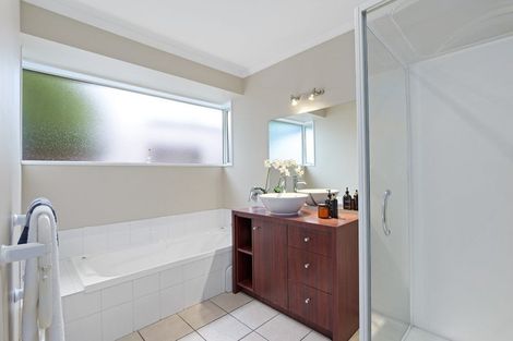 Photo of property in 7 Riverwood Boulevard, Redwood, Christchurch, 8051