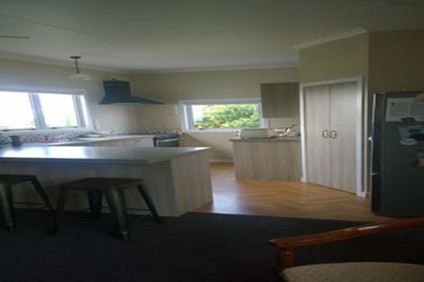 Photo of property in 15 Nichol Street, Heidelberg, Invercargill, 9812