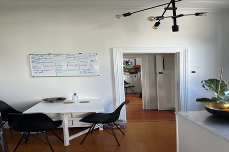 Photo of property in 1/101 Birkenhead Avenue, Birkenhead, Auckland, 0626