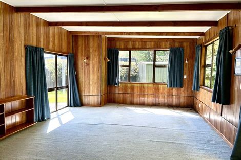 Photo of property in 22 Tombleson Road, Lake Rotoma, Rotorua, 3074