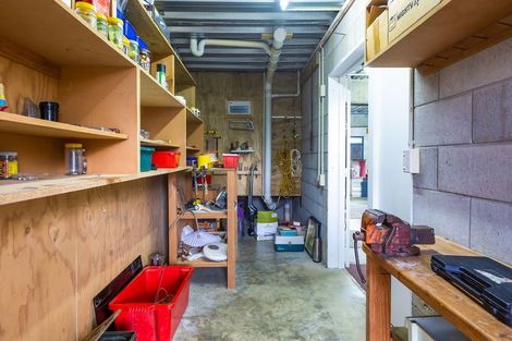 Photo of property in 5 Seaview Road, Cable Bay, 0420