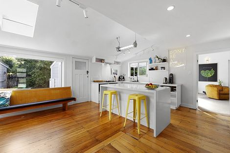 Photo of property in 12 Rossiter Crescent, Lynmouth, New Plymouth, 4310