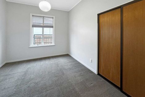 Photo of property in 16 Mackenzie Avenue, Woolston, Christchurch, 8023