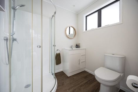 Photo of property in 35 Rock Isle Road, Torbay, Auckland, 0630