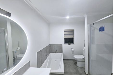 Photo of property in 40 Whareatua Avenue, Takanini, 2112