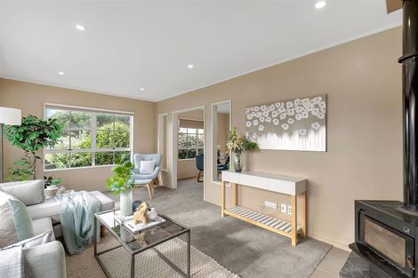 Photo of property in 27 Hicks Close, Whitby, Porirua, 5024
