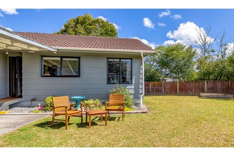 Photo of property in 7 Imperial Place, Henderson, Auckland, 0612
