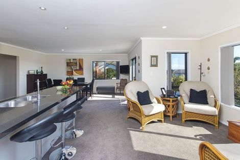 Photo of property in 1 Ludlow Place, Pukekohe, 2120