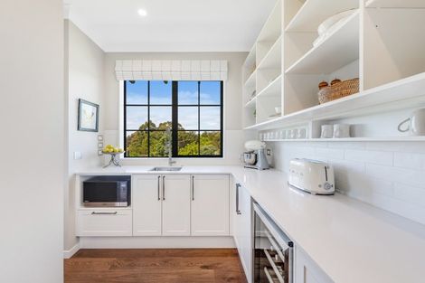 Photo of property in 61a Whitford Park Road, Whitford, Manurewa, 2576