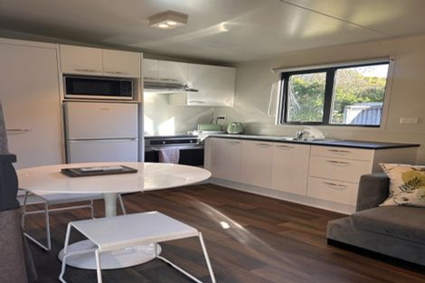 Photo of property in 36b Renata Crescent, Te Atatu Peninsula, Auckland, 0610