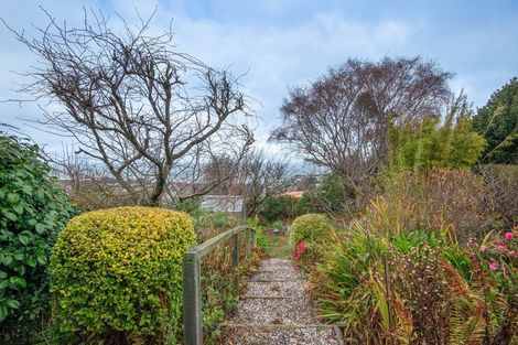 Photo of property in 139 Easther Crescent, Kew, Dunedin, 9012