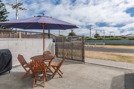 Photo of property in 1/2 Himatangi Street, Himatangi Beach, Foxton, 4891